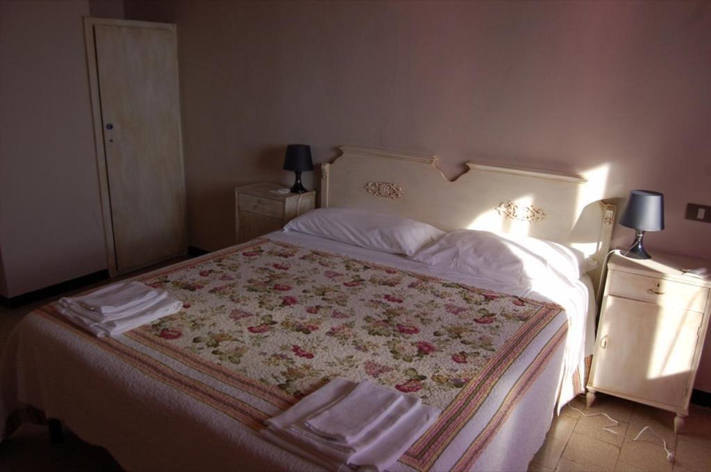 Casa Betania Hotel Cortona Ruang foto