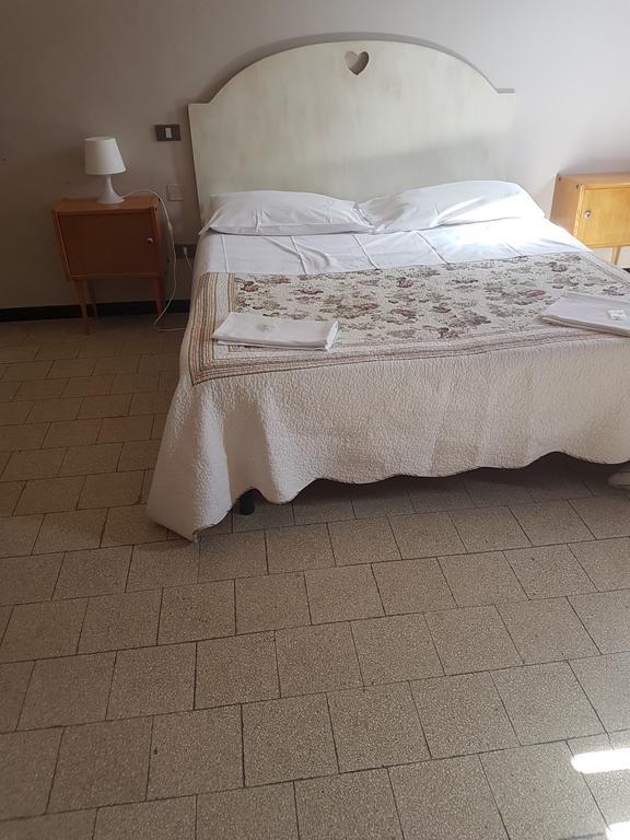 Casa Betania Hotel Cortona Bagian luar foto