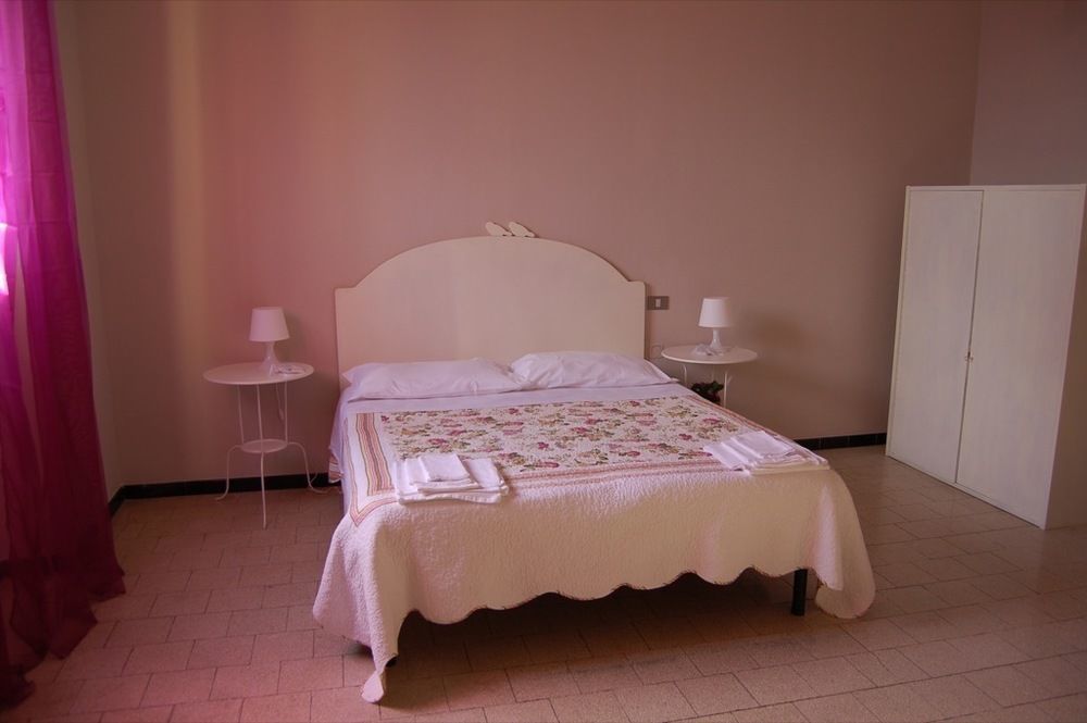 Casa Betania Hotel Cortona Bagian luar foto